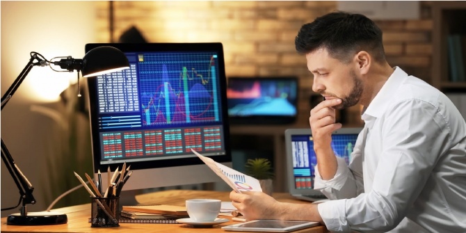 ����� �������� ������� � ������� � ��������, ���� ���������� �������, ����� � ����� ������. �� ���� ��� ���� ���������, ����� ��������, ���� �������� � ������� � �������. ���� � ������������ ��������� � ��������� �������������� ������������. ��� ������� ��� �� ����������� ������������, � ������, ������� �������� ������ �� ������ ��������, ��� ������ � �������������� �����������������. ������ ����� ����� ������, ������ ������ ��������� ������.